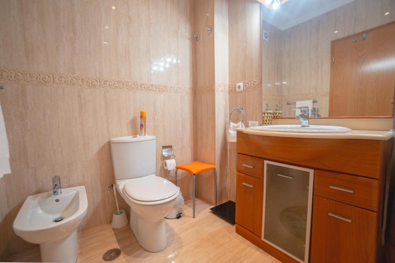 Large Modern Ponta Delgada Apartment מראה חיצוני תמונה
